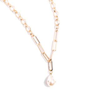 Paparazzi Refined Record - Gold Link White Pearl Short Necklace